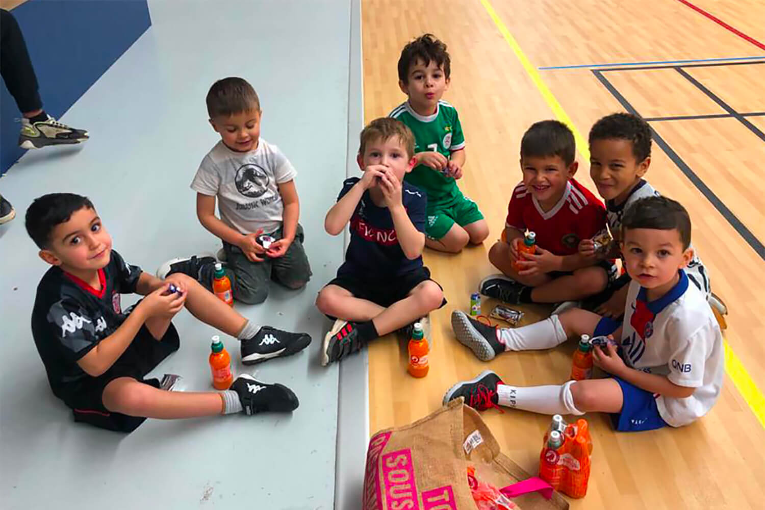 Goûter pour la section baby futsal de l'US Montbazon